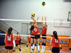 KEPEZ BAYAN VOLEYBOL GRUP MAÇLARI BİRİNCİSİ