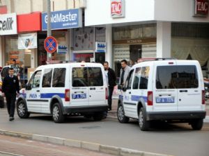 ANTALYA'DA ÇOCUKLAR ARABA ÇALIP GASP'A ÇIKTILAR !