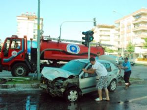 MANAVGAT'TA KAZA : 2 YARALI