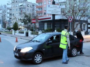 ANTALYA'DA ŞÜPHELİ PAKET ALARMI 