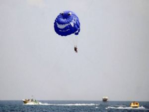 KEMER'DE SU SPORU KAZASI : 1 ÖLÜ 1 YARALI