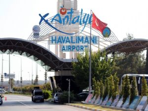 ANTALYA HAVALİMANINDA ŞÜPHELİ ŞAHIS ÖLDÜRÜLDÜ