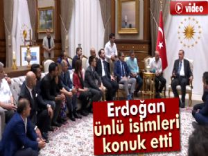 ERDOĞAN KÜLLİYE'DE SANATÇILARI KABUL ETTİ