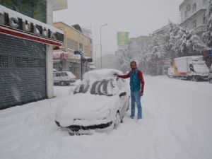 ANTALYA'DA KAR OKULLARI TATİL ETTİRDİ ! 