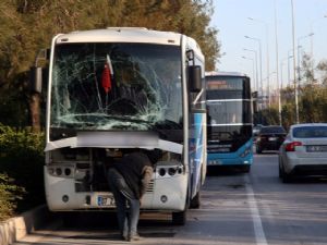 ANTALYA'DA ZİNCİRLEME KAZA : 9 YARALI